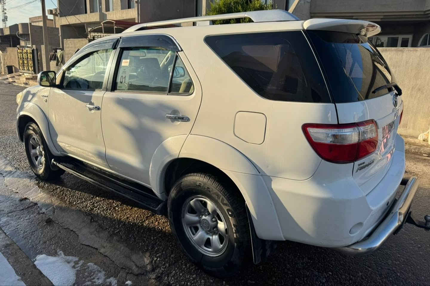 تۆیۆتا فۆرچنەر 2009 مەکیەنە 4 پستۆن 
دەبڵ ئەکسل 
3 ڕیز کوشن 
ڕەقەم و سەنەوی نوێیە 
تحویل و غەرامە بەشەرت 
سەیارەکە زۆر جاهیزە 
هیچ مەسرەفێکی تێدانیە 
بێ بۆیاخ 
تەنها 4 شوێنی ساردی هەیە 

سـعـر : لە کۆمێنت داوابکە ڕاستەوخۆ بۆت دێت 📥 

گێر و مەکیەنەی بەشەرت 
هیچ کێشەیەکی تێدا نییە 

ژمارەی خاوەنەکەی
واتساب
***********
***********
