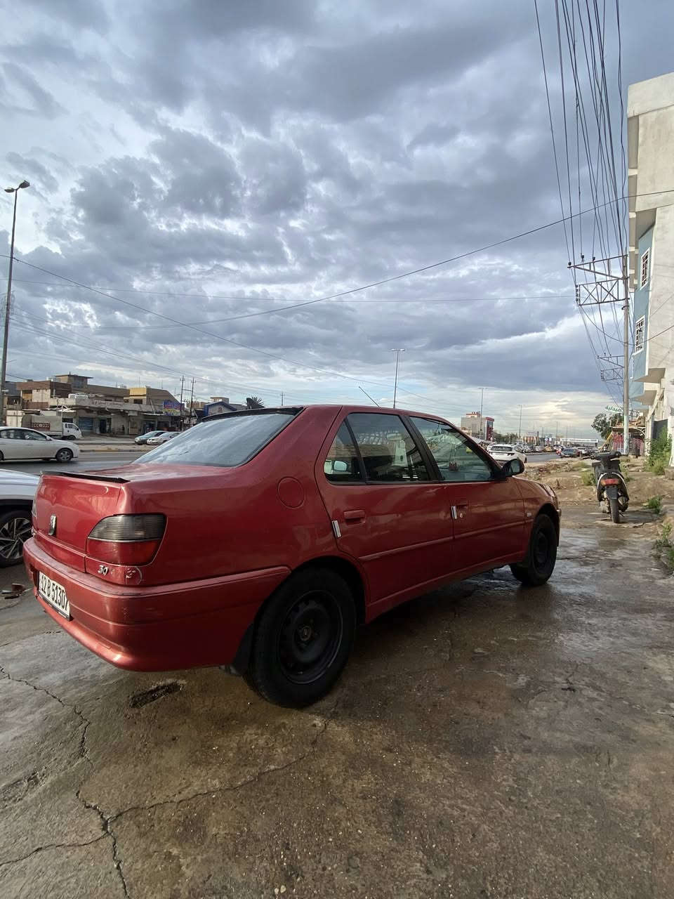 بيجو فرنسي 306
موديل 2003
رقم نكليزي هزه جديده سنويه جديده
السياره باسمي شرط التحويل 
السياره ع وضع الشركه بلادي بدون صبغ 
السياره جاهزه من كلشي السعر 65 وبيها مجال 
***********
***********
