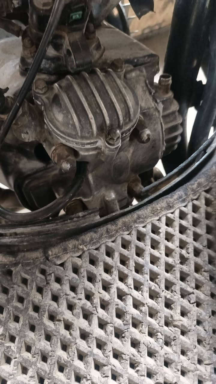 دراجة بوليس كلاسيك للبيع محرك 140نكرة سله معدل وشلعه مكاني غزاليه سعره 200 بي مجال  ***********
