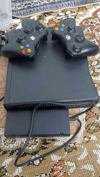 اكس بوكس 360 • نظيف • أكثر من ١٠٠ لعبة