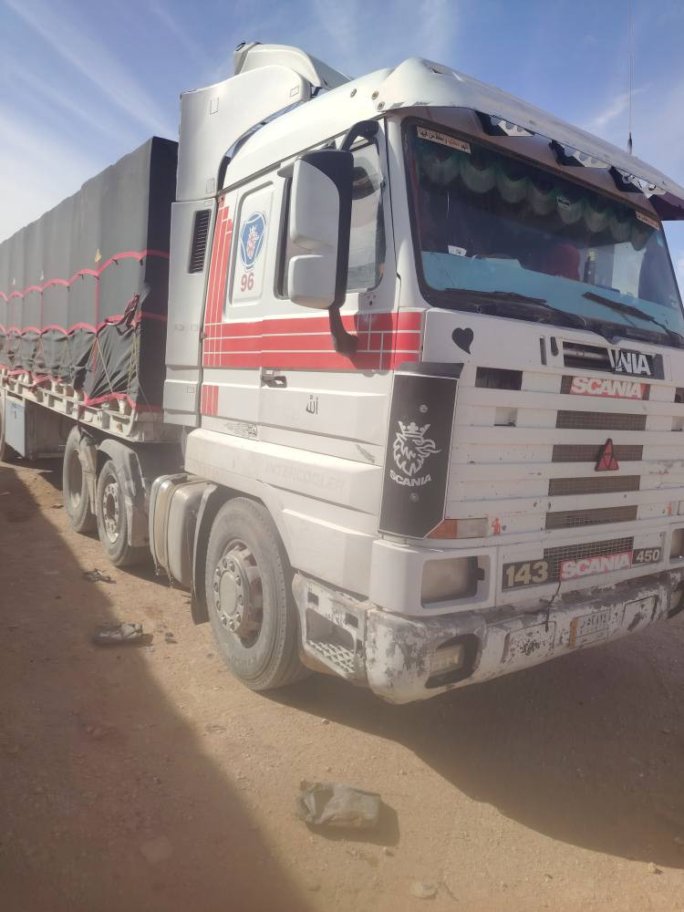 سكانيه البيع موديل 1996محرك 8لاتبخير ولاتنقيص شرط تحويل مكفوله ***********//***********سعر على تصال
