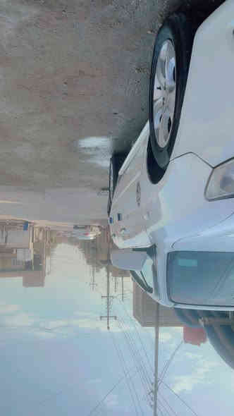 اوبتيما 9 خليجي 
رقم بغداد سنوية ل٢٧ 
فتحة + تحكمات 
محرك ٢٠٠ دوش 
كير و محرك كفاله 

السيارة بيه جاملغ امامي الأيمن مبدل نفس اللون 
مع صبغ بالهلال الخلفي الأيسر 
حدادية ممتازة 
تواير الأمامي جديد 
الخلفي جيد 
السعر ١١٩ 
الرقم ***********
