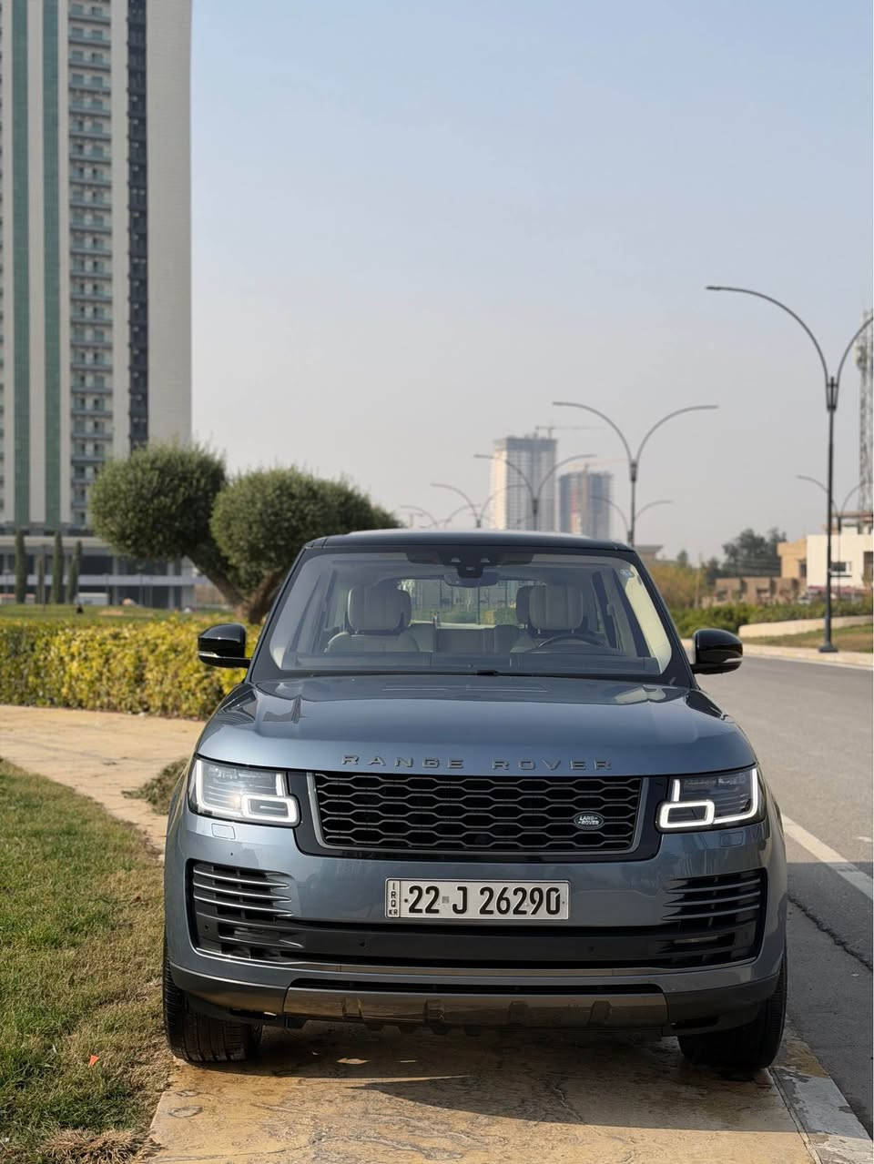 ‎سلام عليك اخوان.  للبيع 🧿 
 
range rover vogue  2019    V6     HSE✅ 

‎موديل  2019

‎اخوان  سيارة    زيرو شركة  سردار    وارد خليجي

‎مكفول كفالة عامة   بدون ضرر   

‎دعام لدعامي  شرط فحس  سونر   

‎100000  كم  حقيقي ماشي

‎2 بسمة بلادي موجود 
 
‎مواصفات  فول 1/1   بلاك توب
  

‎بانوراما
‎داخل ابيض  بلادي 

‎دوسة كهرباي بلادي

‎باب سندوك شفوط
‎كشنات جلد  ميموري  هيتر 

‎حساسات خلفي امامي

‎جگات  تصعت تنزل
‎گيج اليكتورني
‎4 باب بسمة
‎باقي هواية مواصفات

‎لايتات زينون متحرك علي ستيرن
‎مرايات  رادار
‎ويل 21  انج  بلادي
  
  475  $   🔥🔥

‎مكان سيارة اربيل 
‎    فايبر. و وتساب.    ***********
0775 9097771 أربيل, العراق
