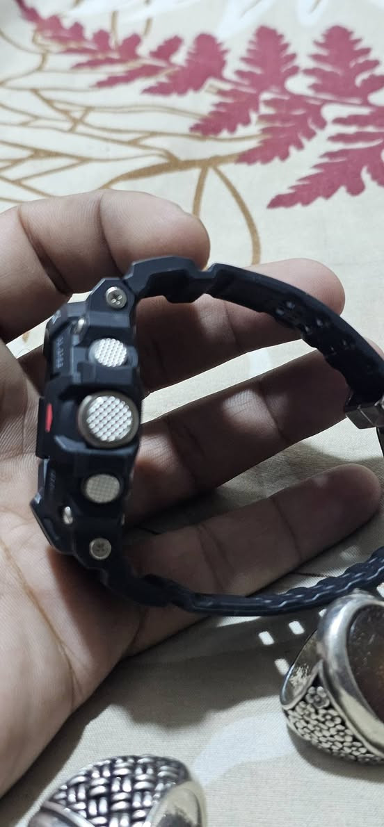 ساعه جي شوك
CASIO RANGEMAN  GW-9400
شحن طاقه
ساعه غنيه عن التعريف
نظافته فول 
السعر 250الف 
عنواني بغداد الشعب


**إذا كنت صاحب هذا الإعلان وتريد حذفه لأي سبب، رجاءا أرسل رسالة إلى الدعم الفني**