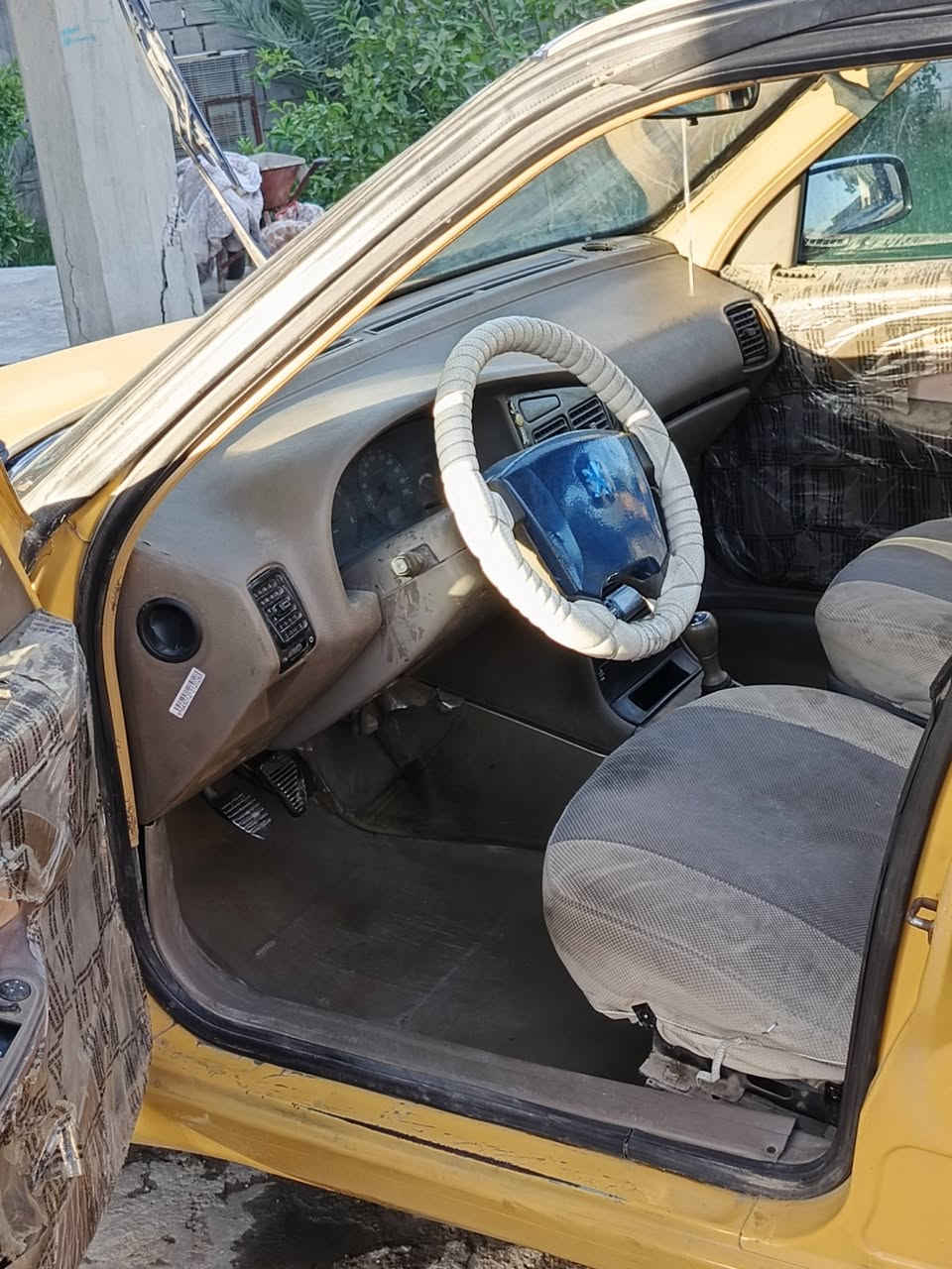 بيجو لميس موديل ١٤ رقم بغداد انكليزي باسمي سنويه ماساقطه هزه جديده   تحويل ثاني يوم سياره جديده تخم تاير جواها  جديد مكينه وكير يشكن الكاع تبريد ثلج  صدر امامي خلفي جديد  ترايك للبصره   سعر ٣٧ وبيها مجال بسيط 
مكان بغداد المحموديه 
***********
