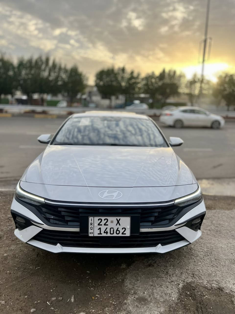 سلام عليكم 
النترا /2025 
السعر / 148 وبيه مجال 
خليجي تجميع صيني 
فول موصفات واحد ع واحد 
فتحه 
بصمه 
وبعد موصفات معروفة 
ماشيه / 15 الف 
مكفول من صبغ و حادث 
السياره كلش حلوه و جديده 
رقم و هزه جديده و سنويه جديده 
اني مكلف بالنشر 📍📍
بغداد: طوبجي 📍
***********
