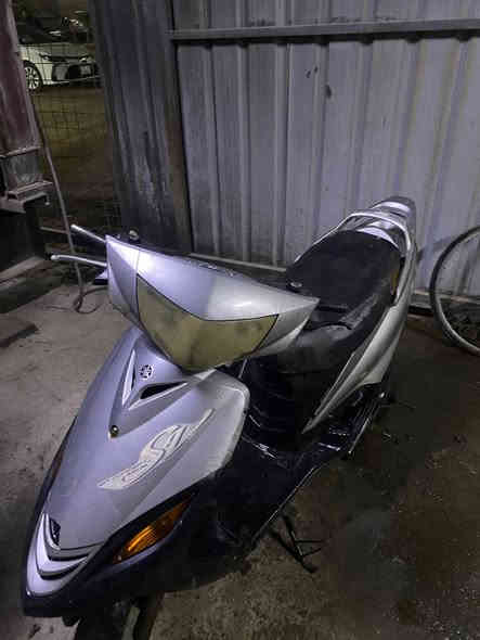 سلام عليكم 
ماكس 140 للبيع كوم حديد كفراتها كامله كتلوك وياها ومكاتبه مال معرض اكفلك سرقه و عشاير دراجه كوم حديد محركها كايم و عفتها سعر 175 وبيها مجال 
رقم : ***********

مكلف بالنشر
