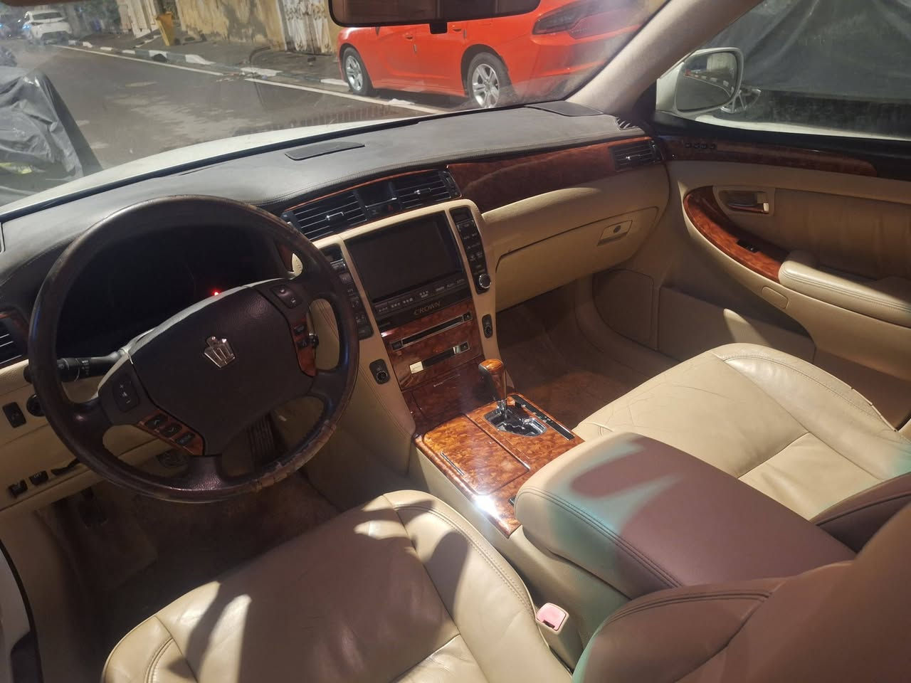 السلام عليكم للبيع شاهينه ادوات ادوات كبل تروح سجل فول مواصفات عدا الفتحه بردات 3 و تبريد ٣ قطع كشنات كلها كهربائيه برده خلفيه استيرن كهربائي ثلاجه كشنات هيتر تحكم استيرن مري شفط وهيتر مكفوله كص والضربه والسرقه وصبغ العراق  مكان بصره دور الظباط شارع تجاري *********** اتصل العصر او بليل.
الصبح نايم اعتذر عدم رد دز بصمه ارجع اجاوبك كلشي بل قسمه
