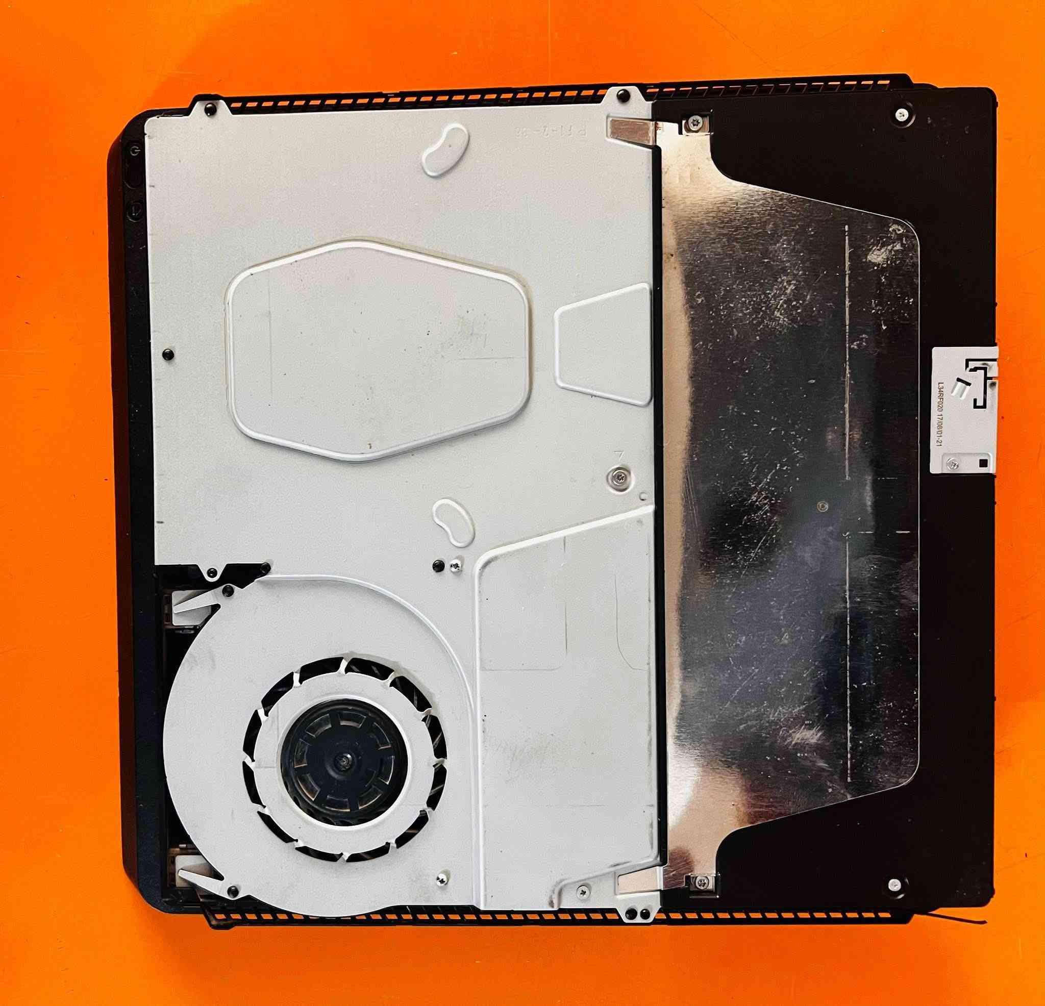 بلي 4 سلم مهكر نظام……11…. وذاكره 500 كامل ملحقاته جوستك العدد2
وكارتونه كامل لا مفتوح ولا مصلح لوك ستيكر …العاب داخل الجهاز مرتبه… 10……


**إذا كنت صاحب هذا الإعلان وتريد حذفه لأي سبب، رجاءا أرسل رسالة إلى الدعم الفني**