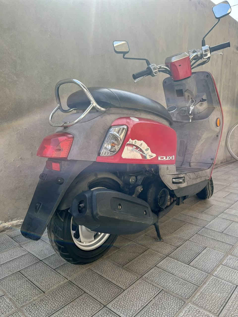 السلام عليكم بوليسي مسطرة للبيع فقط الدراجة مكفولة كفالة من كلشي بس بيها ملاحظات بالكفر الامامي الدراجة نكرة سلف وشغاله شاشة وكهربائيات السعر تواصل :***********
