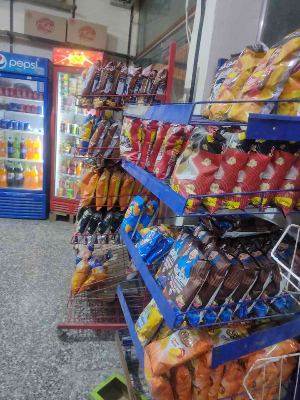 🛑الاسواق للبيع🛑
منطقة البلديات ضياء الحلفي شارع جامع سيد صلاح المكصوصي 
رقم الهاتف : ***********

