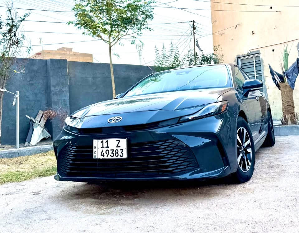 🚗 للبيع - تويوتا كامري LE 2025 🚗
***********

ماشيه 35 الف 
بصمة
 سياقيه ذاتيه
رادارات 360 امامي وجانبي
مانع تصادم
تحديد مسار
اربع جامات اوتو 

  كار بلي
شحن وايرلس للنقال

سبورت ،نورمال،eco
تبريد شاشة مناخين منفصلين 
قطعتين تبريد
 هاند بريك كهرباء 
كروس سرعه
‏Auto Hold  أوتو هولد 

كلشي شغال على وضع الشركه
