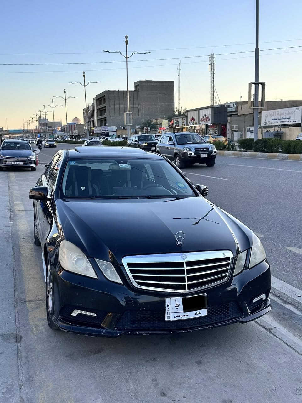 ي
للبيع مرسيدس E200 موديل 2010 وارد خليجي
ماشيه 150 ألف كم

💰 السعر: 150 ورقة و بيها مجال بسيط

🚗 المواصفات:

* كت كامل AMG خارجي
* جنوط AMG
* دوسات AMG
* سبايدر
* دركسيون رياضي
* فتحه سقف
* شاشة وسطية
* نظام صوت وكالة
* حساسات أمامية وخلفية
* كاميرا خلفية
* مثبت سرعة
* مقاعد قماش وكالة
* تحكم بالمقود
* زجاج كهرباء كامل
* سنتر لوك

📍مكان السياره الفلوجه

الرقم للتواصل 

‭٠٧٨٢ ٤٨٥ ٦١٧٩‬
‭٠٧٥١ ٢٦٤ ٥٥٠٢‬
