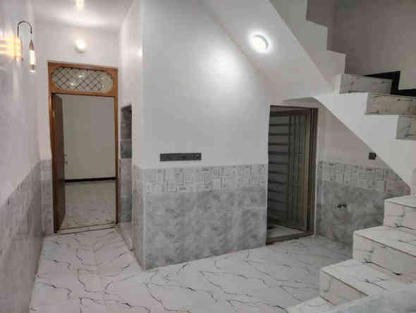 50 متر للبيع موقع مميز قريبه من الشارع العام مسافة 150 متر
طابو زراعي سند 25 قرار محكمه
خدمات كامله ماء كهرباء تبليط خط مولد
عنوان البيت نجف مقابل ملحق قرية الغدير 
بسعر 26 للاستفسار اتصل على *********** أو مراسله واتساب
