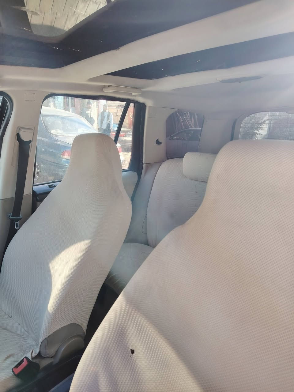 السلام علیكم لاندلوفر مودیل 2014رقم سلیمانیە شرط تحویل تبرید تتفیة كیر محرك توربواربعة شرط بصمة سقف بانورما سیارة جاهزة سعر مناسب جدا 69فقط اومراوس حسب القناعة***********
*********** مكان كركوك
