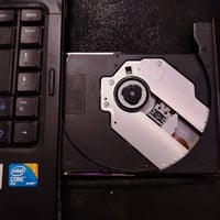 لاب توب DELL • شاحن أصلي • شاشة سليمة