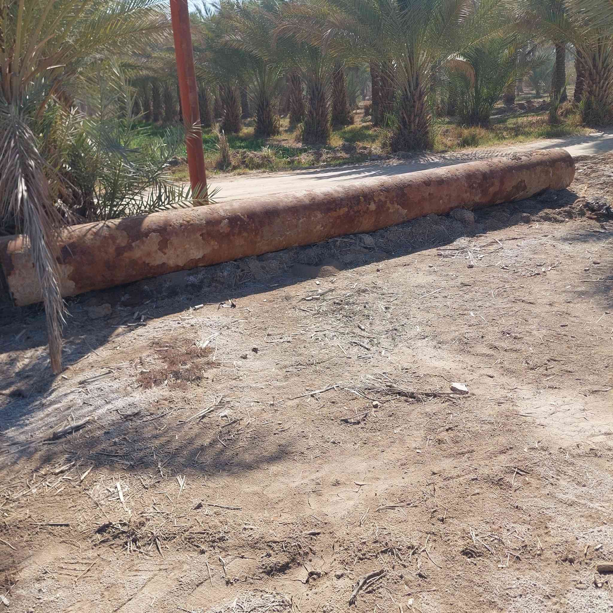 السلام عليكم بوري للبيع طوله 6 متر  مكانه بالوند اليريده يتواصل على هذا الرقم  أو يراسل  ***********
