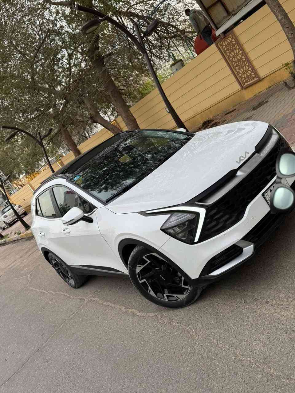 السلام عليكم كيا سبورتج موديل ٢٥ ماشيه ١٨ فقط السياره مال بيت فول مواصفات *********** السعر 22 وبيها مجال لطيبين
