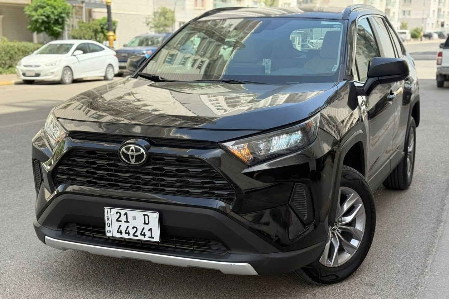 تۆیۆتا ڕاڤ4 2022 مواسەفات AWD 
ناو زەرد دەبل اکسل  ، 
تەنها 40000 ڕۆشتوە ، بێ بۆیاخە ،
شوێن سلێمانی. 
هیچ مەسرەفێکی تێدانیە 
نموونە لە جوانی و پاکی 

سـعـر : لە کۆمێنت داوابکە ڕاستەوخۆ بۆت دێت 📥 

گێر و مەکیەنەی بەشەرت 
هیچ کێشەیەکی تێدا نییە 

ژمارەی خاوەنەکەی 
 ***********
