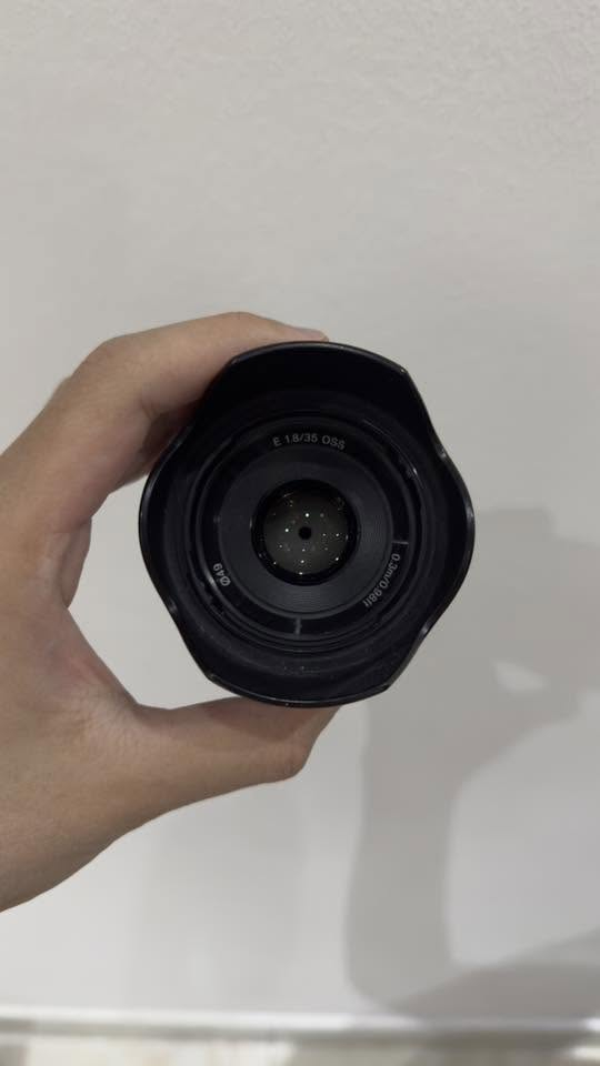 عدسة sony للبيع
Sony e 35mm f1.8 العدسة نضيفه
السعر 375 الف و بيها مجال بسيط ، العنوان النجف توصيل موجود فقط بغداد ، كربلاء ، بابل ، 
للتواصل واتساب ***********
