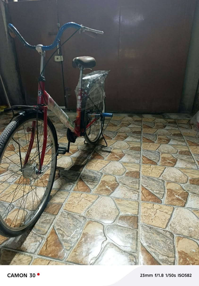 بايسكل للبيع الحجم 26
سعر 60وبيها مجال
رقم ***********
