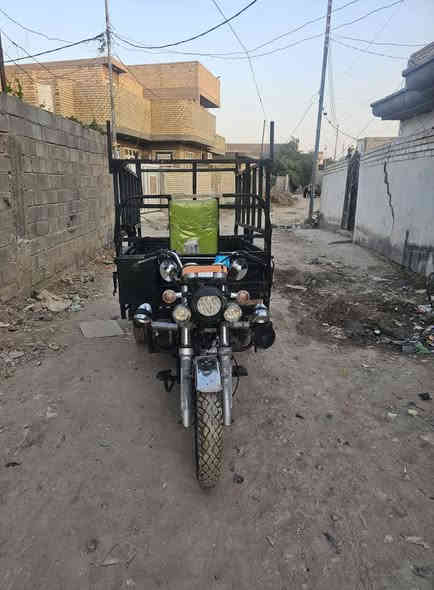 السلام عليكم ستوته للبيع موديل 2022طالعه 2023مكفوله شاصي وركبه محرك مفتوح اوراق اصولي السعر 1750 وبيه مجال المكان بابل المسيب الرقم ***********
