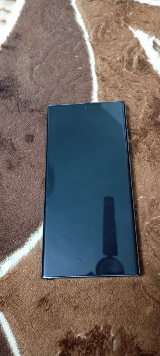 السلام عليكم
جهاز S23u   النسخه الامريكيه .. كله عربي  بس ضبط انكليزي 
خط واحد +  شريحه الكترونية 
ذاكرة ٢٥٦   عشوائية  ١٢ 
بطارية ٥٠٠٠ 
بدون ملحقات   
مبدل بي ظهر  فقط  لونه الاصلي اسود   ظهر  زيتوني  
مكاني بغداد  ش الكفاح  ماعندي توصيل 
قيم واخذ بلي يرضي الله رجاءا لحد يكسر بالحاجه


**إذا كنت صاحب هذا الإعلان وتريد حذفه لأي سبب، رجاءا أرسل رسالة إلى الدعم الفني**