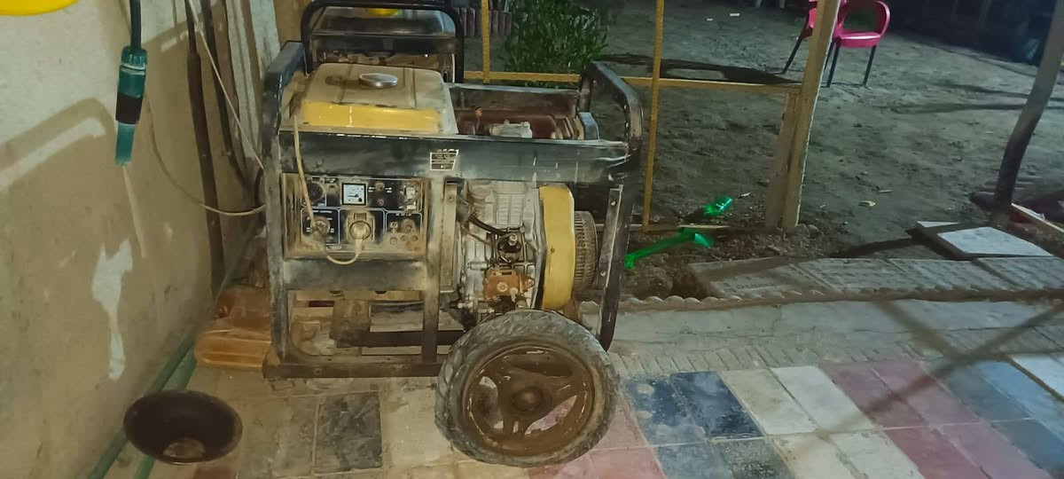 مولده گاز 5 كي في نكره سلف وهندر مامفتوحه واصليه نحاس
كوفه العباسيه سعر 325 وبي مجال***********
