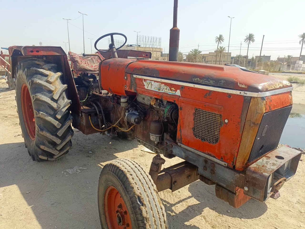 مكينة عنتر للبيع موديل ٨٩ بدون رقم مكينة جاهزة محرك كير كلة مكفول باور مكينة جاهزة للشغل السعر ٤٥٠٠ وبيهة مجال العنوان كربلاء طويريج ***********..***********..
