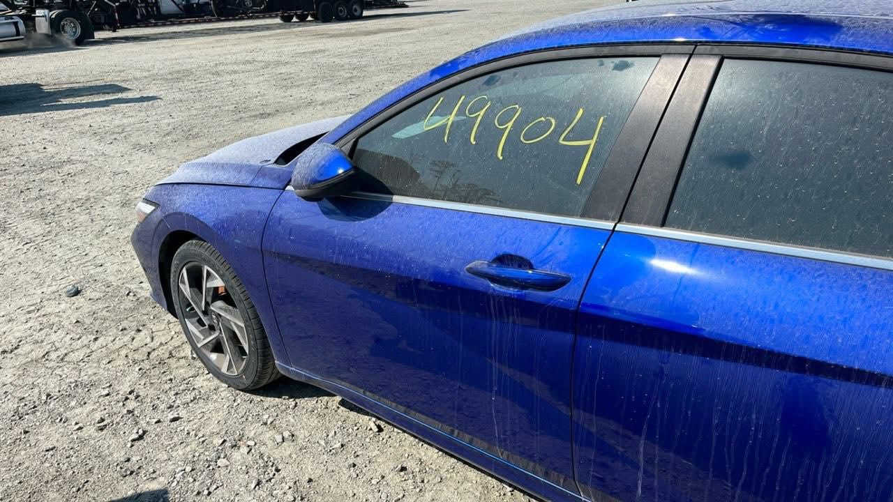 يعلن مكتب النجوم الزاهره عن بيع هونداي النترا هايبرد

لمتدد موديل 2024  وارد امريكي 

فول مواصفات. واحد على وحد 
ماشيه (5) ألاف فقط  جديده بوضع الشركة بدون اي نقص 

حادثهة جاملغ خلفي مرفق مع الصور  البجم كبس 

بدون ايرباك
بصمة تشغيل وابواب

شاشه كبيره متصل ديجتل 

لد بلدشبول متغير

لايت زنن بلادي 3 عدسات

كار بلي 

رادار امامي

ورادار خلفي

ورادار جانبي

تحديد مسار

قياده ذاتيه

تنبيه خروج عند المسار

ويل كب لد نهاري. فول تحكم ستيرن

كير اوتو +عادي. تنبيه. اهتزاز. بلستيرن 
 

للاستفسار

السعر (167)وبيهة مجال كلش بسيط

العنوان بغداد الشعب 

للأستفسار

***********
