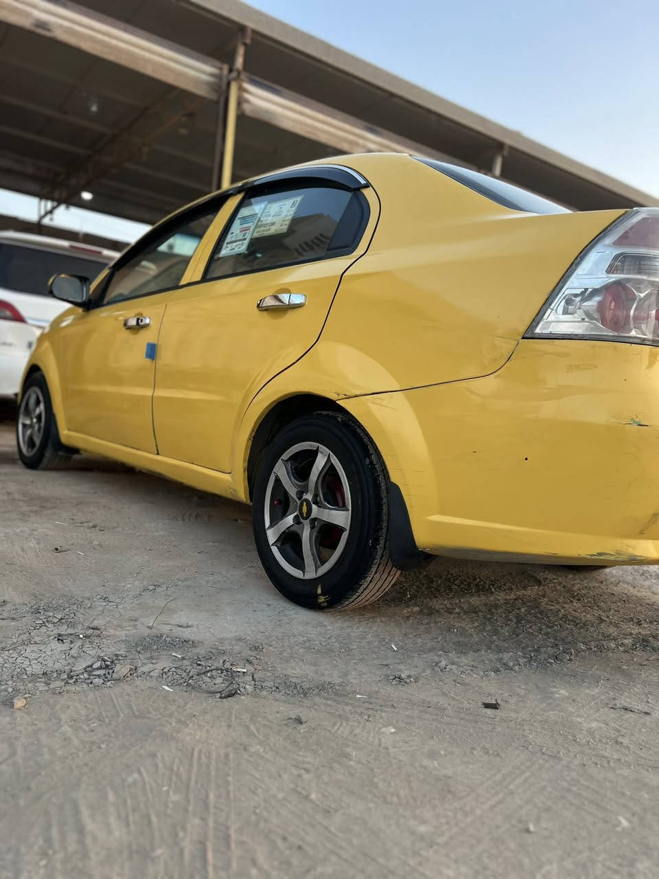 سيارة افيو موديل2011
رقم بصرة مشروع وطني يعني تداور وين ماتريد
مكينة مفتوح 1400 تبريد شغال سيارة كاملة ماعوزها شي
ضربته جنطة ماعابره ابد سعرها55 ورقة وبيه مجال بسيط
مكاني سماوة ***********
