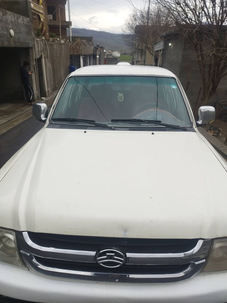 ئه م دێره بۆفرۆشتن مۆدیل 2009منه فێست به شه رت ***********.         50و مجال
