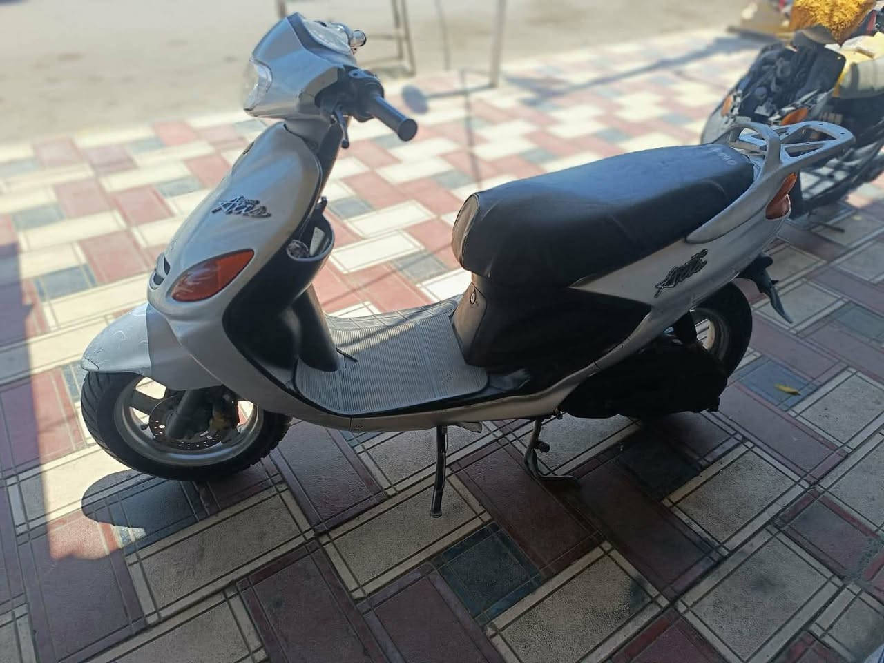 البيع دراجه الكزز فحل مكفول من مكينه من كفر درجه كلش جديد سعره ٩٠٠ بيه مجال قليل التصال عله الرقم ***********
