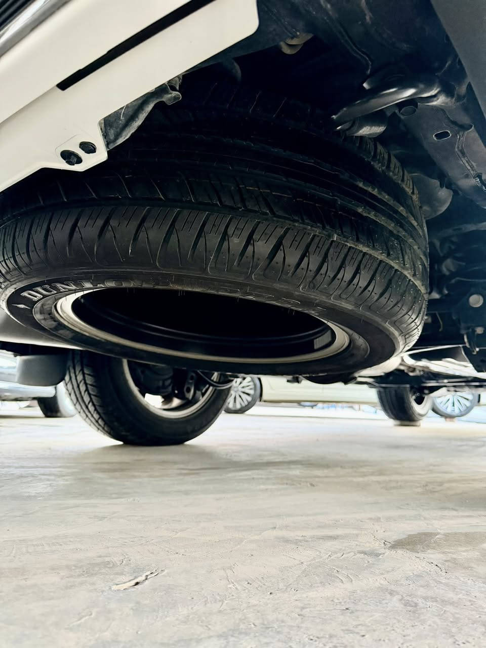 تويتا لاند كروز _ موديل _2021 _  SAS باب اول ماشى ٧,٠٠٠ ماشى فقط
موصفات گراند تورينگ. فوول
‎محرك.(.V6)
فقط (٧,٠٠٠) ماشى
‎بسم الله الرحمان الرحيم

‎ملاحظه رجائن سياره (بدون مراوس)

‎تويتا لاند كروز موديل (2021)  
‎كراند تورينكGXR سياره (6) سلندر
‎سياره كفاله عامه دعاميه لي دعاميه 

‎بدون صبغ +بدون شخت + بدون حالوب 
‎بدون رمل  _ بدون حصوه+حتا دعاميات 

سياره ماشيه (7,000) الف كيلو فقط حقيقي
طايرات بلادى حتا برخى مامفتوح

‎( مواصفات) 
‎( صلايت + سلاجه كوشنات تدفيه + 
كوشنات كهرباي ٣ دگم _ حاساس خلفي و امامي_ بصمه + + ٨ ارباگ + مرايات شفط + لايتات زينون+سندوق شفت+كيج ليكزز+داغل بيجى+ +دابل اكسل شحن موبايل)

‎تحويل بشرت مباشر حول كل جديد
سعر (٦٤٥)$
‎مكان سياره سليمانيه 
‎رقم (***********)
