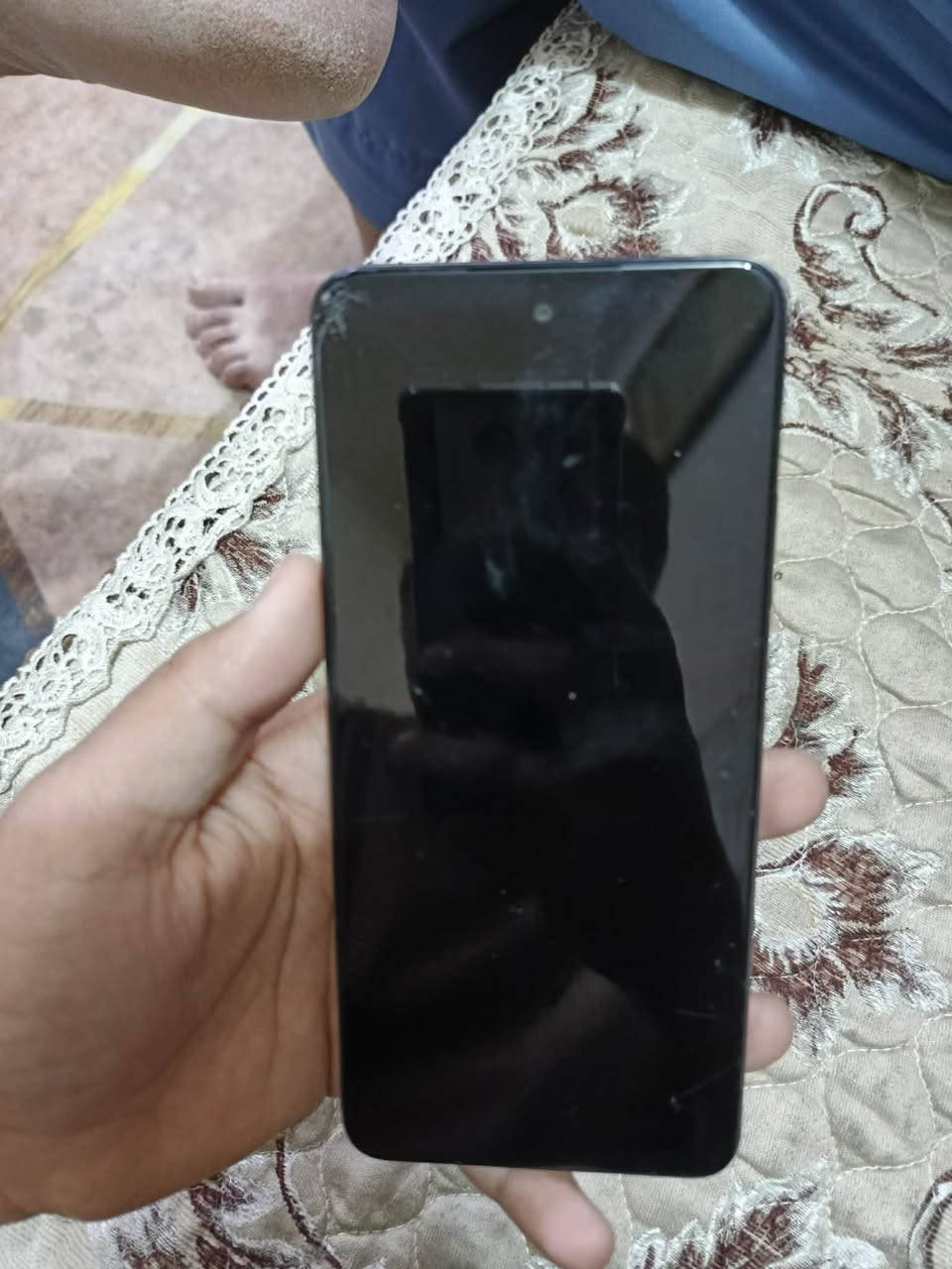 متاح
موبايل Realme C75
ذاكرة ٢٥٦ العشوائية 8+8
شاشة اموليد 120 هرتز
س 100 بي مجال عوزة بس تبدلة شاشة
مكاني بغداد الدورة


**إذا كنت صاحب هذا الإعلان وتريد حذفه لأي سبب، رجاءا أرسل رسالة إلى الدعم الفني**