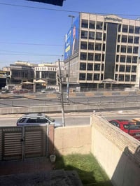 بيت تجاري • مجاور جسر الربيعي • ٢٠٠م