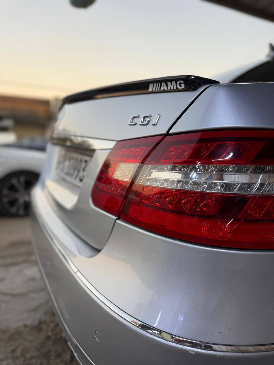 للبيع مارسدس 2011 E Class 212✅

سعرها ادخل ع رابط https://t.me/carssofiraq/15333

E200  / حجم المحرك 2.0 
تك تيوربو
ممشى السيارة / 173 الف كيلوا
اللون / سلڤر
الداخل / مخمل رصاصي طوخ + جلد اسود 
المقاعد / كهرباء ⚡️ 
ليد داخلي مع بطاين أبواب
تحكم ستيرن 
مرايا كهرباء ( شفط ريمونت مع جوزة داخلية ) 
حساس ( أمامي / خلفي ) 
طخم تاير مع ويل كب حجم ١٧ جديد
ريمونت شغال لكل السيارة
فتحة سقف كهرباء ⚡️ جام أسود 
 لايت ترحيب  ( زنون عالي / ناصي )
برادي أبواب عدد ٢ خلفي فقط 
بدون سيرفيس 
بدون أي مسج بداخل دشبور العدادات 
گير طرح 
الاضرار / ابواب ( سائق + خلف السائق 
صبغ من تحت الابواب فقط ) 
و بارد ( گصة البنيد ربع متر فقط )
و الباقي كفالة عامة 
و السونار موجود مع صور السيارة 
منشأ السيارة / ألمانيا 🇩🇪 
الوارد /خليجي  🇦🇪  🇶🇦  🇰🇼 🇴🇲 🇧🇭 🇸🇦 
للاستفسار على رقم التلفون 
واتس آپ او مباشر ***********
