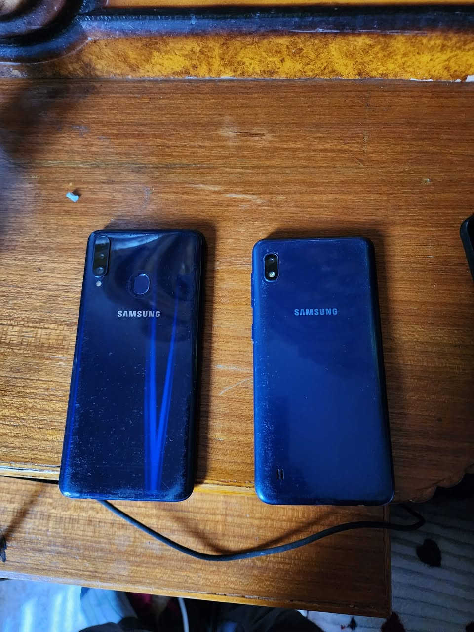 موبايلات 2 سامسونك كلكسي للبيع 
موبايل  A20s
سعره ٨٠ الف
موبايل  A10
سعره ٥٠ الف
الموبايلات مال بيت شرط عالفحص 
المكان شهربان *********** متواجد واتساب
