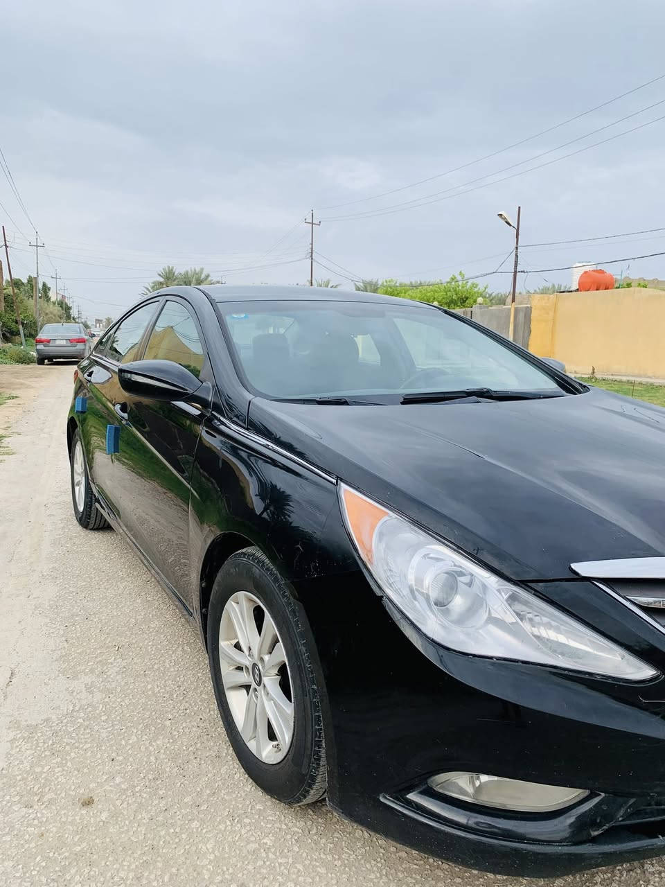 السلام عليكم 
سوناتا 2013 امريكي 
بيها قطعة رش فقط وقطعه فتح والباقي كفالة عامة شرط السونار محرك 2400 جاهز كير محرك تبريد تدفئة حدادية كلة جاهز مواصفات معروفة رقم بغداد الجديد تحويل مباشر 
مكان السيارة بابل .المحاويل 
السعر  103وبيها مجال قليل 
للاستفسار الاتصال ‭‭0789 388 6774
