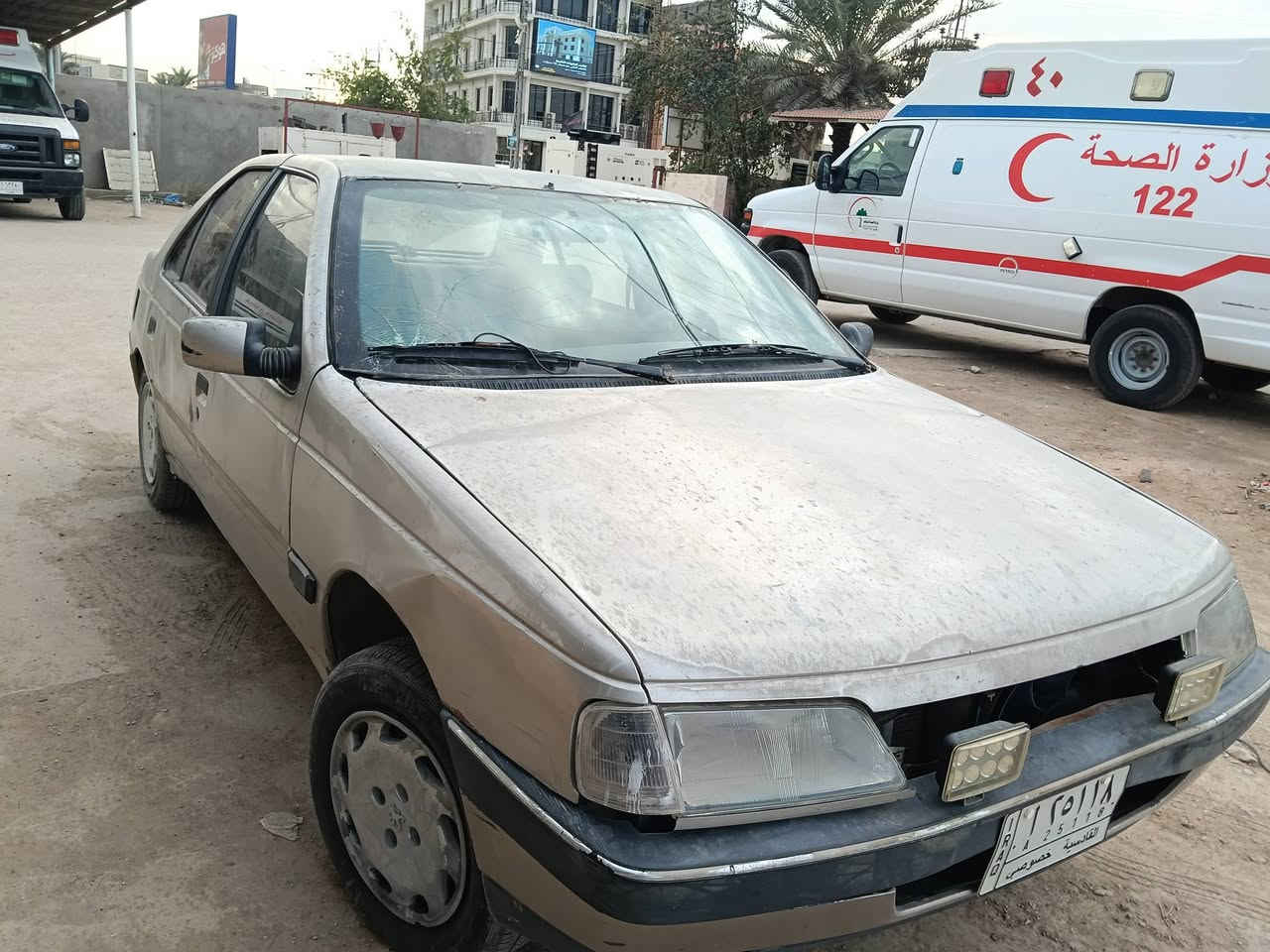 السلام عليكم بيجو 405فرنسي موديل 1992كير محرك سمند كابريته للبيع حداديه امامي جديد السياره عايزه بطانت السايق وبيه نقوصات بسيطه السعر 18ورقه مجال قليل وكاله باسمي مسؤول على التحويل الاتصال ***********.............***********
