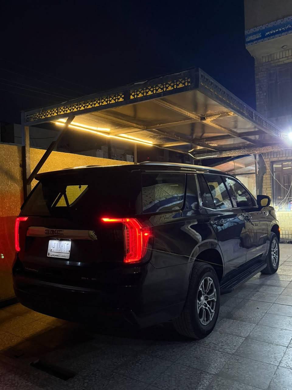 جمسي SLE خلبجي وكالة موديل 2023
ماشبة 37 مكفولة كفالة عامة عدا شخط بالبين جهة 

اليمين موضح بالصور 

السعر 435 

موبايل ***********
