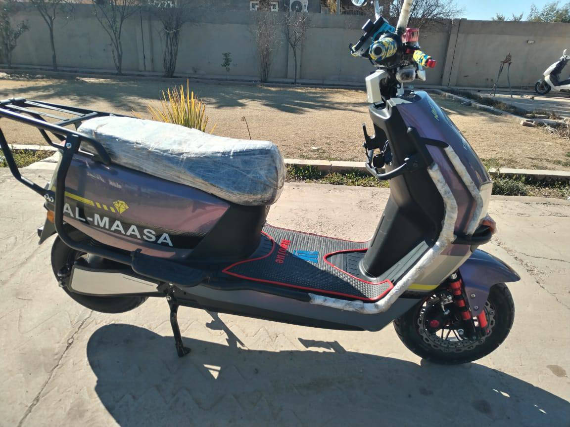دراجة شحن الماسه للبيع موديل 2025كهربائيات كلهه شغاله نشاط فول نضافه 100بل100بطاريات جدد السعر 600وبي مجال للشراي مو شراي لا تعلق وتكسر بحلال العالم مكان الرمادي الخمسه كيلو للستفسار ***********
