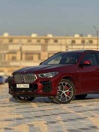 للبيع فقط سعر جدا مناسب🔥 السعر 57,500$‼️ BMW X6 2022 وكالة العروش خليج...