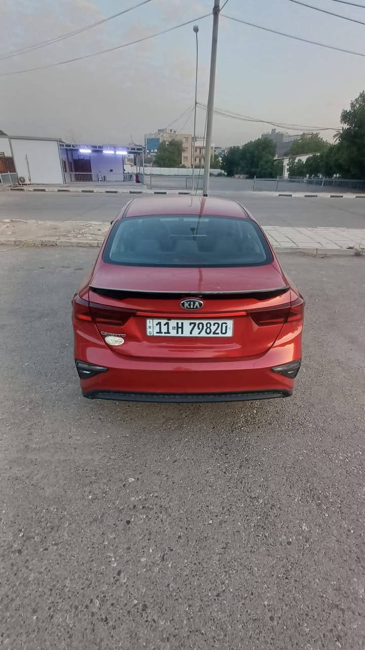 سلام عليكم
كيا سيراتو موديل ٢٠٢١ خليجي محرك ١٦٠٠ ماشيه ٧٥ سياره أي نقص مابيه فقط بل جنطه خسفه مقدار أربع اصابع 
تبريد ثلج 
تخم تاير 
كسره احله من صوره
كير أو محرك مقفولات
سعر ١٤٥ بيه مجال بسيط 
رقم ***********
