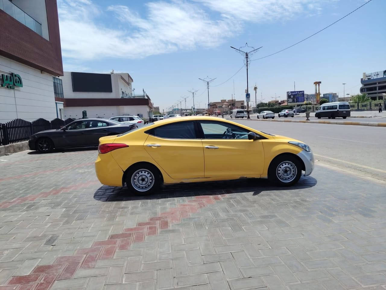 لنترا 2012 خليجي مكينه 1800سياره جهازه مكينه كير حداديه تخم تاير بيه ضربه بصيطه ب قفل جنطه سياره حلوه وخير توني مسوي إدامه كامله للسياره مكان سياره سماوه سعر 95وبيه مجال رقم صاحب سياره
***********

