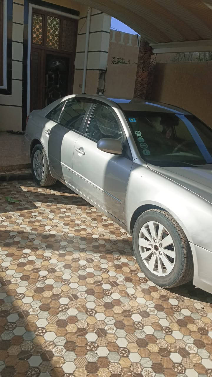 سلام عليكم. سيارة سوناتا موديل 2009 وارد امريكي كلين مكفولة كفالة عامة المكان ديالى ***********/***********
