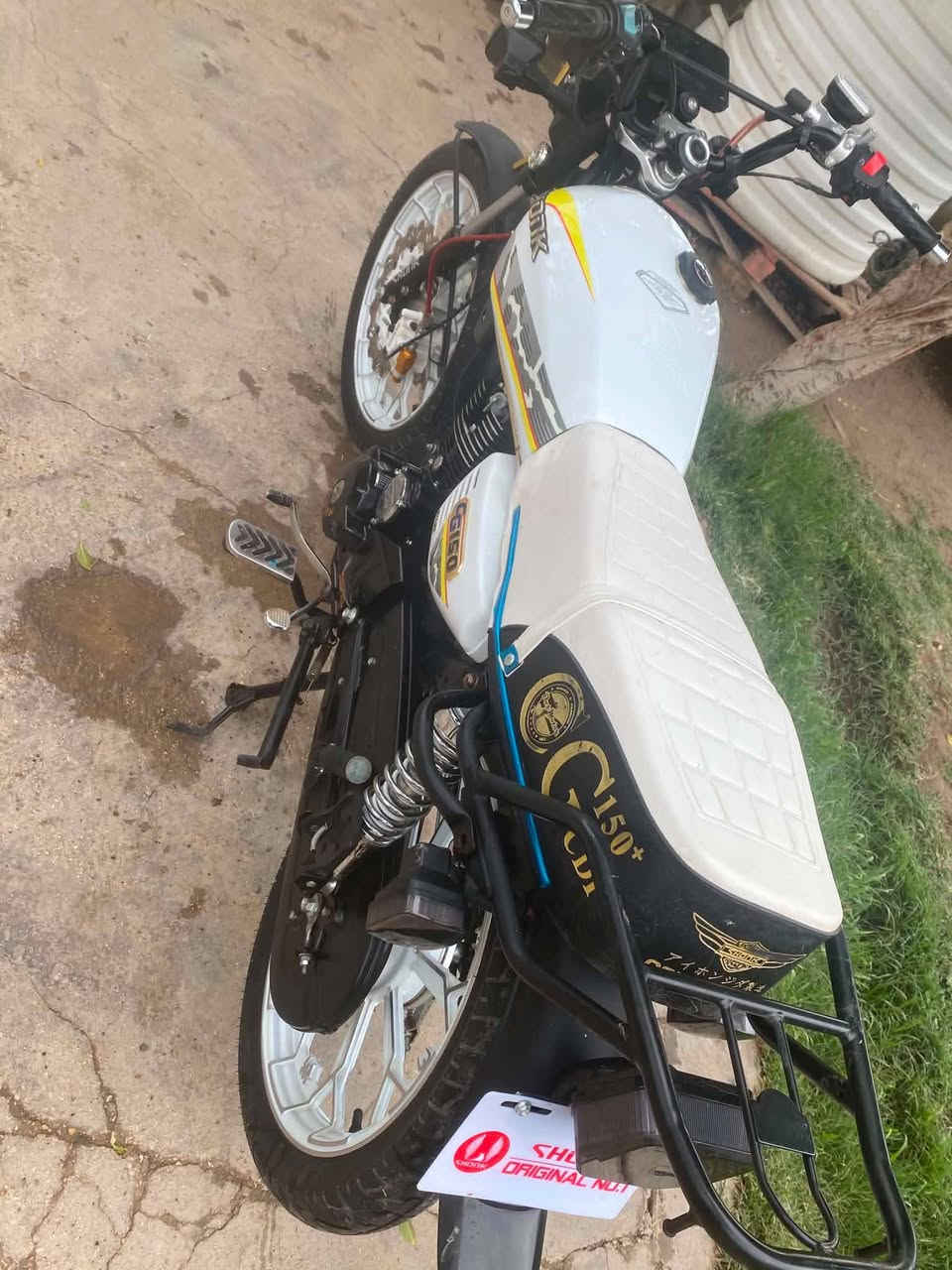 السلام عليكم سيفان خمسه كير موديل 2025 جديدة اوراق سكنر تشغيل عن بعد دراجة نضيفة خير من الله تواصل 
سعر 800 وبيها مجال 
***********
