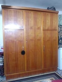 للبيع • غرف نوم