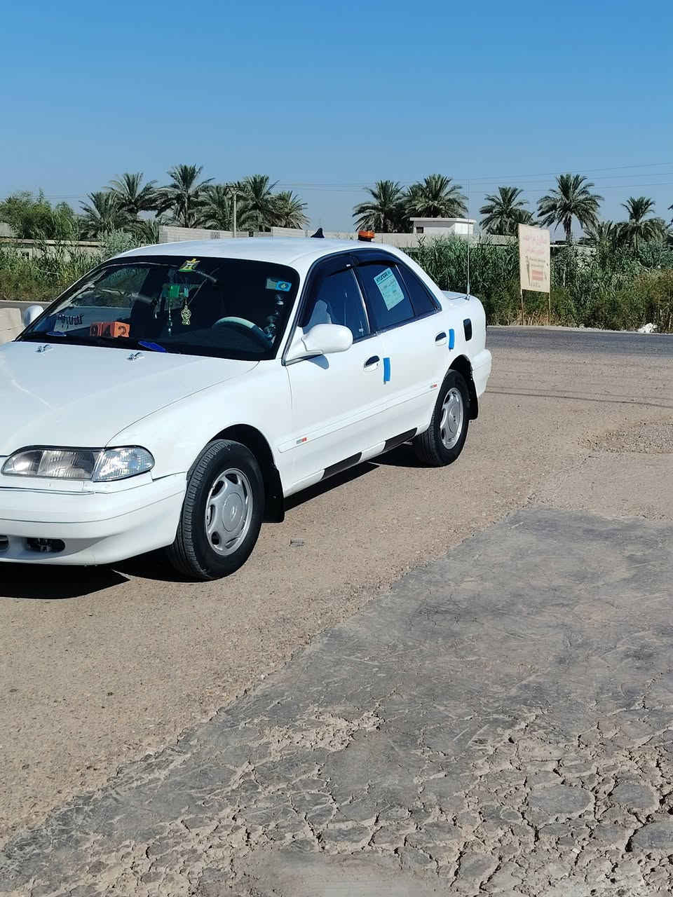 السلام عليكم
سوناته 2 للبيع موديل 94 مكينه 2000 رقم بغداد نكليزي شرط التحويل كير اوتو مكينه وكير جدد صدر وتايرات جدد كهربائيات كله شغاله كاعيته جلد السياره خير من الله تبريد شغال ناقصه بس غاز  المكان ديالى السعر 45 وبيه مجال *********** بي واتساب
