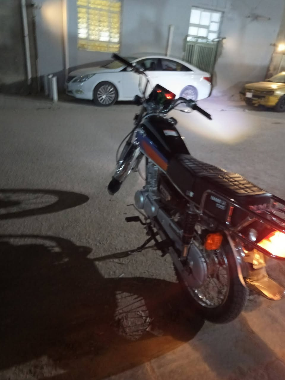 دؤاجه اربغه كير للبيع مكينه نامه امتياز اوراق اسكنر كامله كهربايات. كله شغال مكينه مامفتوحه مديل 26 السعر 700 وبيه مجال مكاني نجف حي العسكري


**إذا كنت صاحب هذا الإعلان وتريد حذفه لأي سبب، رجاءا أرسل رسالة إلى الدعم الفني**